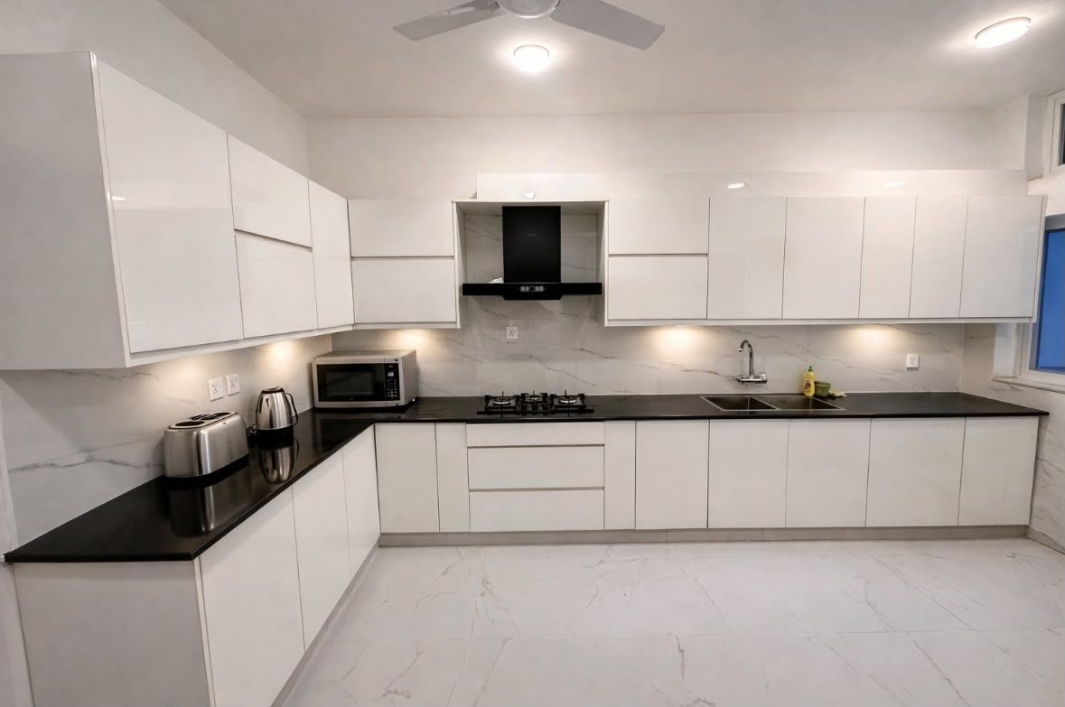 2 Kanal House, Margalla Road, F8, Islamabad, photo 5
