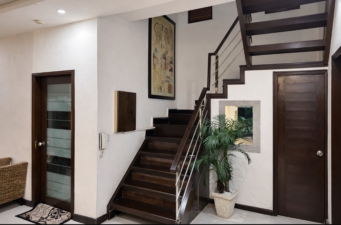Independent 3 Br House, Dha Phase 4, Lahore, photo 4