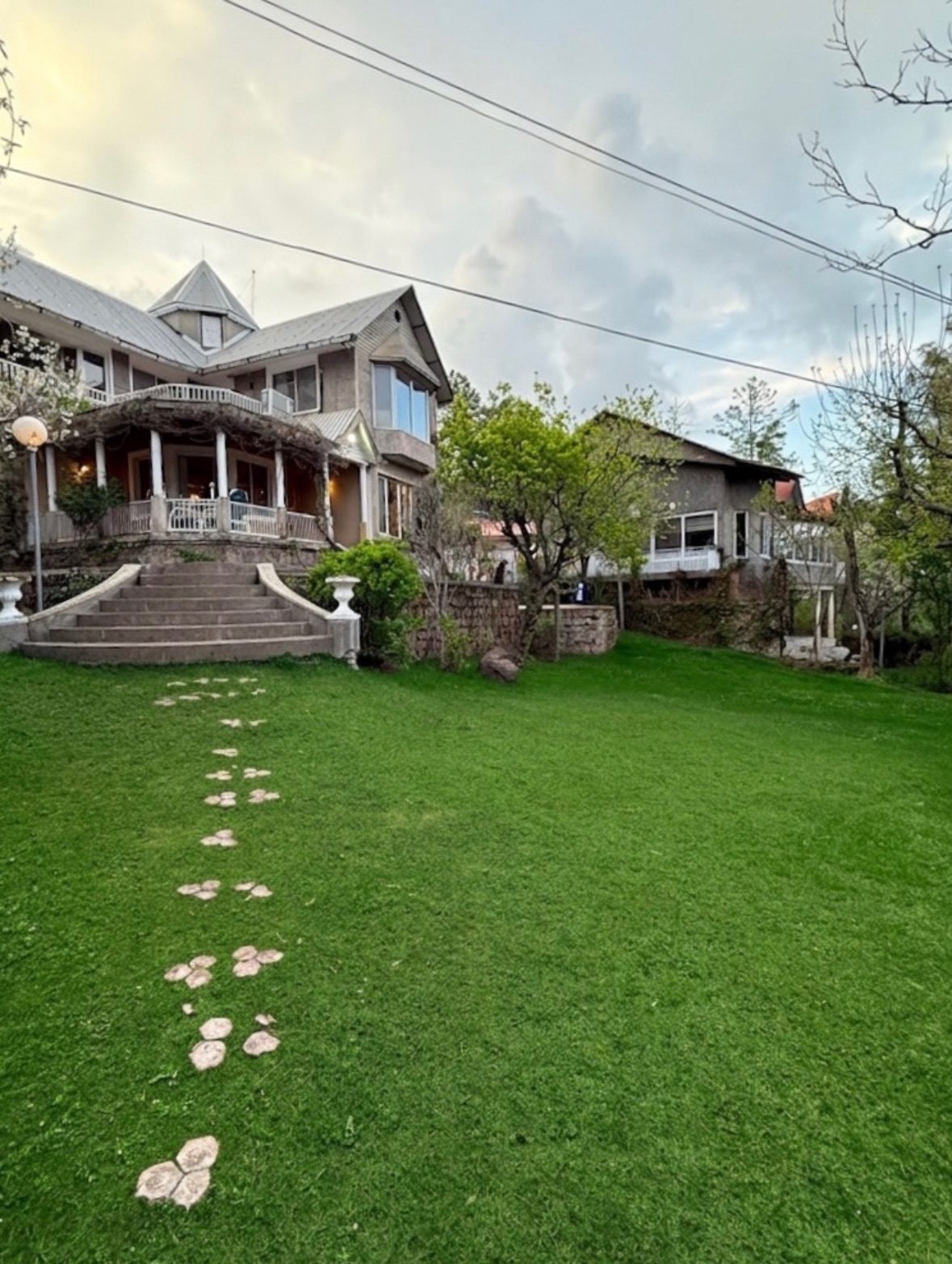 English Country Side Villa • Murree • Garden • BBQ, photo 5